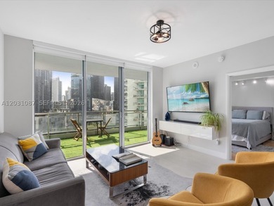 Beautiful turnkey furnished 2-bedroom, 2-bath residence at the - photo 1