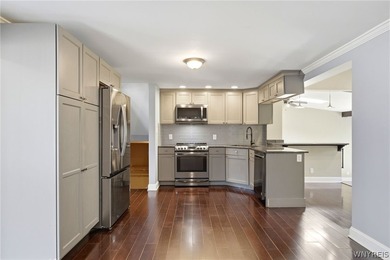 Showings start immediately, use Showingtime to schedule. OPEN - photo 11