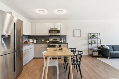 Experience the best of Honolulu living in this stylish 1-bedroom - photo 11