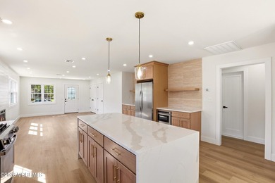 Welcome to 74 Innsbruck Dr in the sought-after Holiday City West - photo 11