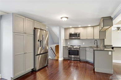 Showings start immediately, use Showingtime to schedule. OPEN - photo 13