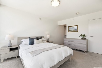 Experience the best of Honolulu living in this stylish 1-bedroom - photo 13