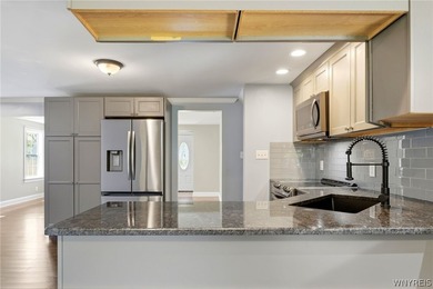Showings start immediately, use Showingtime to schedule. OPEN - photo 14
