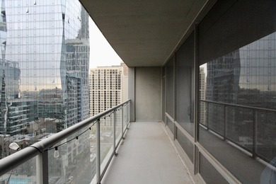 Welcome home to this sun-drenched 1-bedroom plus den residence - photo 15