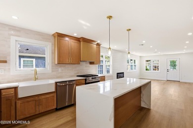 Welcome to 74 Innsbruck Dr in the sought-after Holiday City West - photo 16