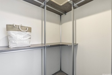 Experience the best of Honolulu living in this stylish 1-bedroom - photo 17