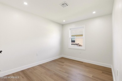 Welcome to 74 Innsbruck Dr in the sought-after Holiday City West - photo 17
