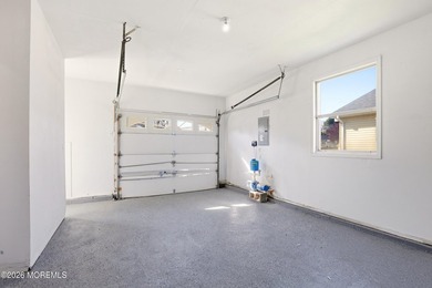 Welcome to 74 Innsbruck Dr in the sought-after Holiday City West - photo 24