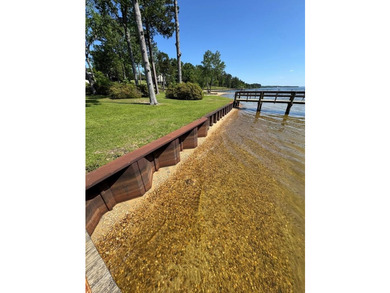 Welcome to your perfect waterfront retreat on beautiful Lake - photo 6