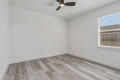 JUST COMPLETED! BRAND NEW 4 BEDROOM, 3 BATH, 2-CAR GARAGE HOME - photo 30
