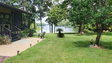 Welcome to your private waterfront retreat on beautiful Lake - photo 2