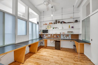 Beautiful & Modern 2-Bedroom Apartment in the Heart of the City - photo 7