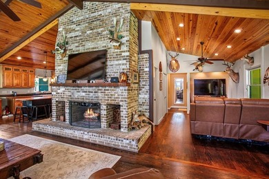 Welcome to your private waterfront retreat on beautiful Lake - photo 9