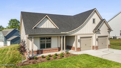 MOVE IN READY! Located in Farmstead -just minutes from the lake - photo 2