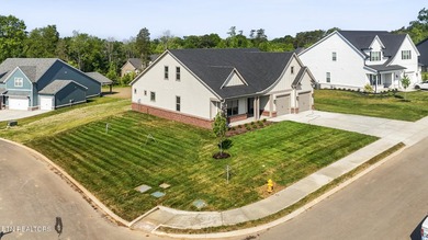 MOVE IN READY! Located in Farmstead -just minutes from the lake - photo 4