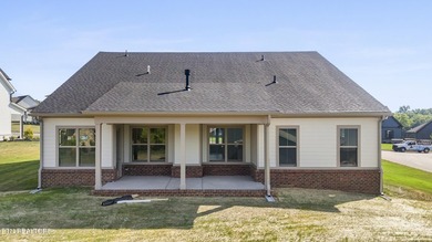 MOVE IN READY! Located in Farmstead -just minutes from the lake - photo 5