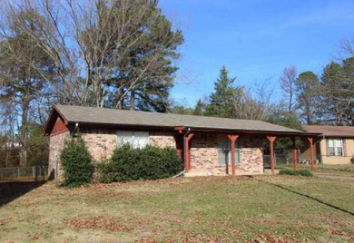 Lake Hamilton Home For Sale in Hot Springs Arkansas