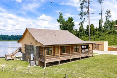 Escape to the lake in this beautifully updated 3-bedroom, 3-bath - photo 5