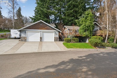 (private lake, pond, coastal) Home For Sale in Westlinn Oregon