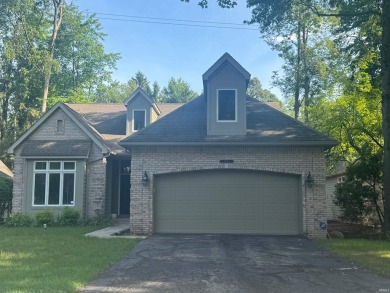 Lake Home Sale Pending in Mishawaka, Indiana