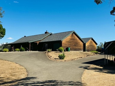 Tucked away in a private setting yet remains conveniently close - photo 15