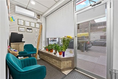 Prime Mixed-Use Investment Property - 12 Residential Units + 6 - photo 19