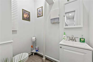 Prime Mixed-Use Investment Property - 12 Residential Units + 6 - photo 23
