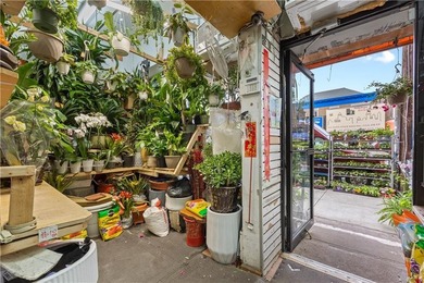 Prime Mixed-Use Investment Property - 12 Residential Units + 6 - photo 26