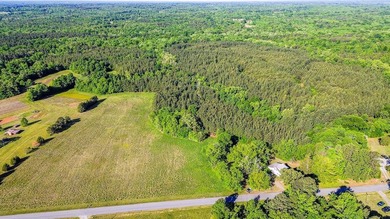 Discover the perfect blend of investment, recreation, and - photo 29