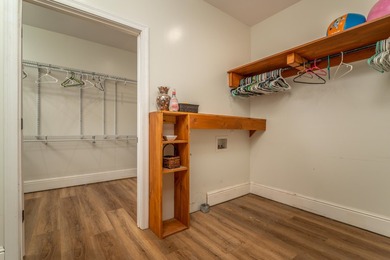 Welcome to this beautiful 4-bedroom, 3-bathroom newer-built home - photo 33