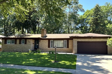 Lake Michigan - Muskegon County Home Sale Pending in Muskegon Michigan