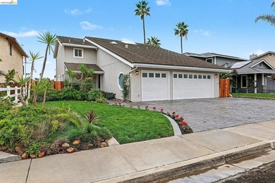 Make your dreams come true with PANORAMIC BAY VIEWS! Remodeled - photo 4