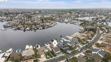 Make your dreams come true with PANORAMIC BAY VIEWS! Remodeled - photo 7