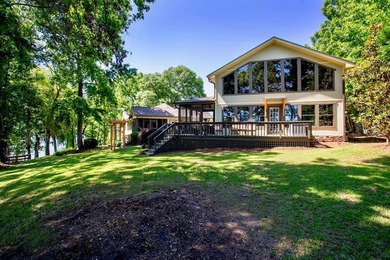 Luxury waterfront living awaits at this exceptional - photo 9