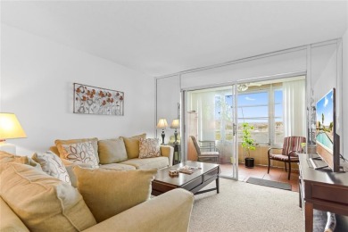 (private lake, pond, creek) Condo For Sale in Sunrise Florida