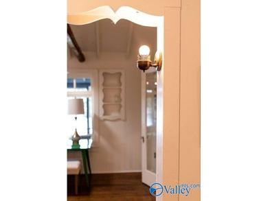 Are you looking for the perfect cottage style lake property? - photo 12