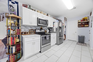 ***Home Sweet Home*** Welcome to this beautifully UPDATED 3 - photo 16