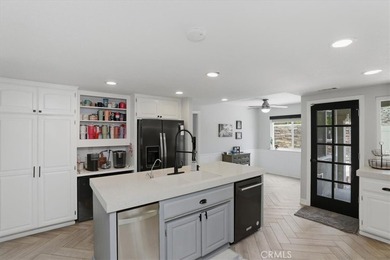 Welcome to this beautifully maintained 4 bedroom, 2.5 bath home - photo 17