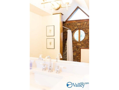 Are you looking for the perfect cottage style lake property? - photo 19