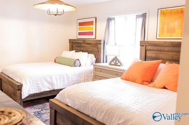 Are you looking for the perfect cottage style lake property? - photo 22