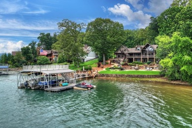 LAKE BLUE RIDGE AT IT'S FINEST! This 5-bedroom, 5.5-bath luxury - photo 2