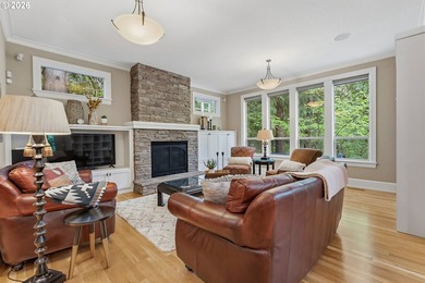 Beautifully maintained *low mileage* home in one of Lake - photo 3