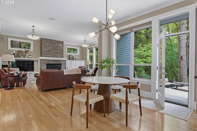 Beautifully maintained *low mileage* home in one of Lake - photo 6