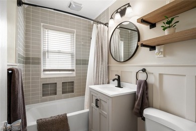 Welcome to this beautifully updated and meticulously maintained - photo 15