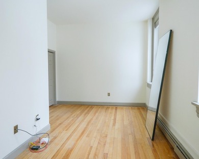 Rare opportunity to acquire a fully renovated, income-producing - photo 19