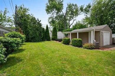 Welcome to this beautifully updated and meticulously maintained - photo 25