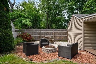 Welcome to this beautifully updated and meticulously maintained - photo 26