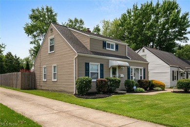 Welcome to this beautifully updated and meticulously maintained - photo 30