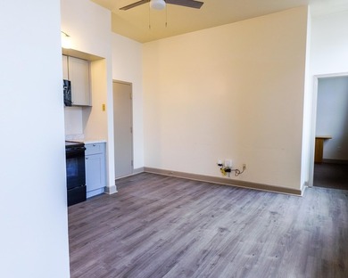 Rare opportunity to acquire a fully renovated, income-producing - photo 30