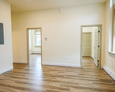 Rare opportunity to acquire a fully renovated, income-producing - photo 40
